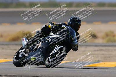 media/Oct-08-2022-SoCal Trackdays (Sat) [[1fc3beec89]]/Turn 14 (1050am)/